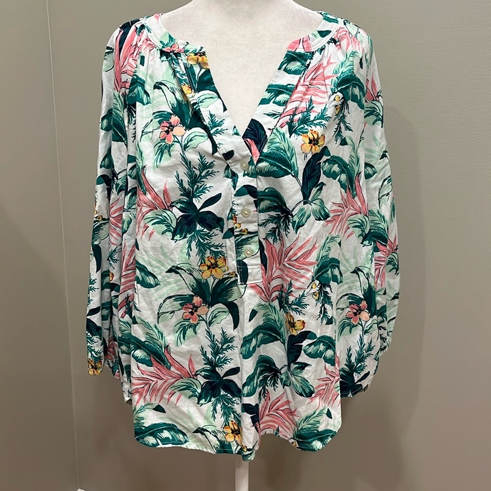 LOFT Floral Button-Up Blouse